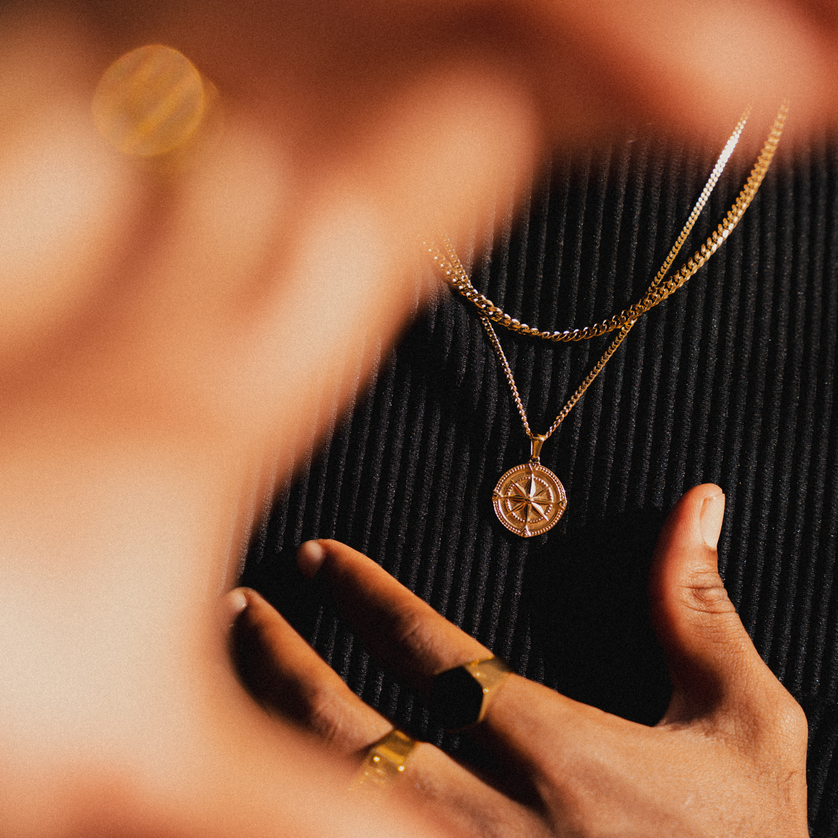 Compass Pendant Necklace X Curb Chain - Gold