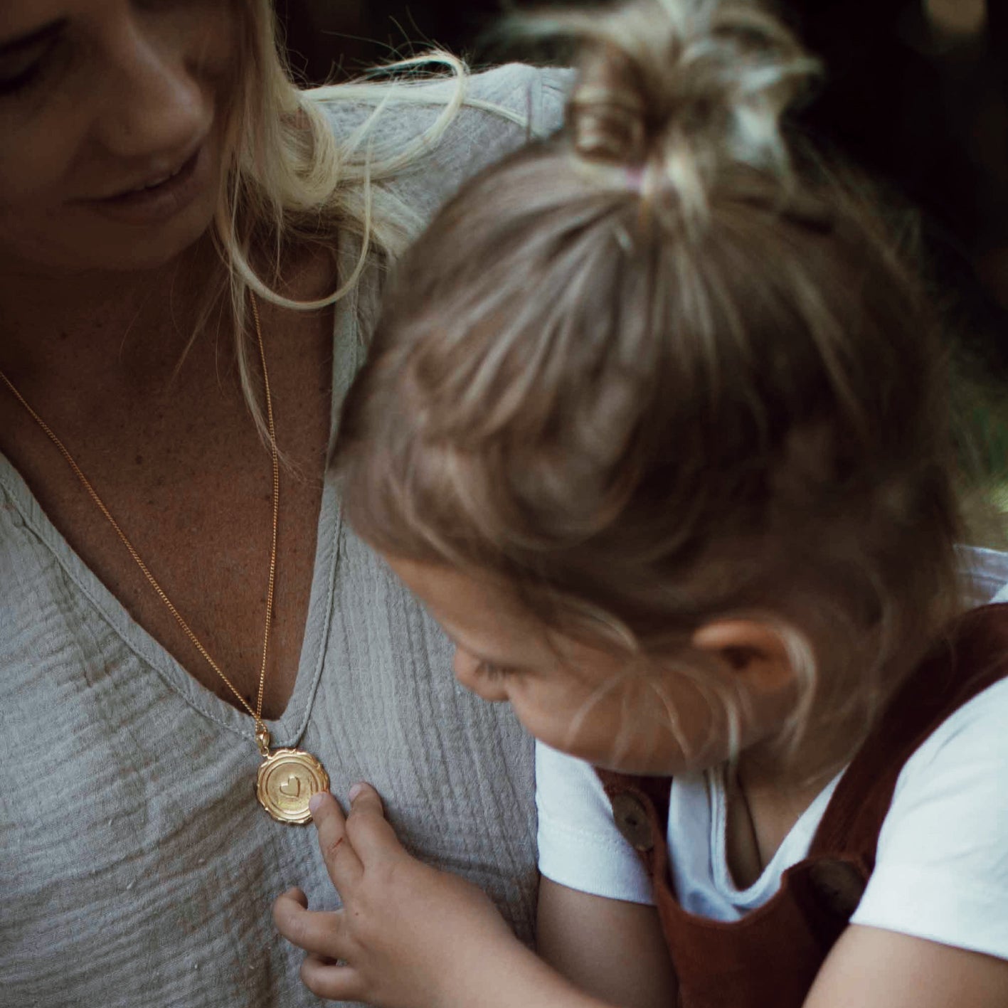 SERENA 'LOVE' NECKLACE PENDANT - GOLD