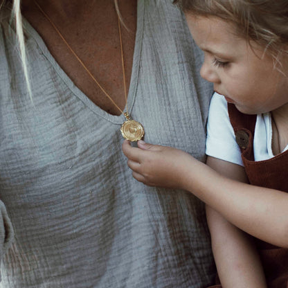 SERENA 'LOVE' NECKLACE PENDANT - GOLD