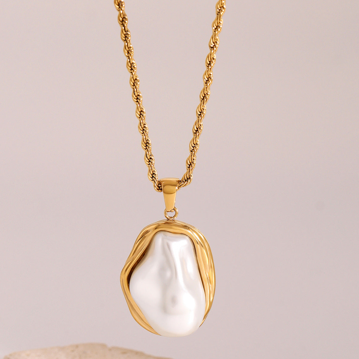 Pearl Fashion Necklace