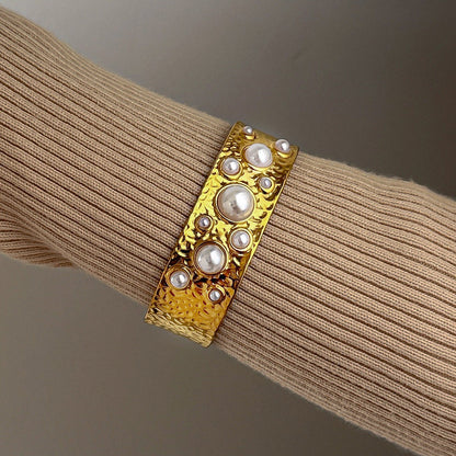 wrinkle pearl bracelet