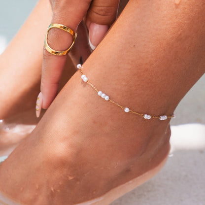 Dainty Pearl Anklet - Gold