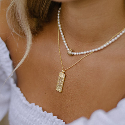 Pearly Whites Necklace - GOLD